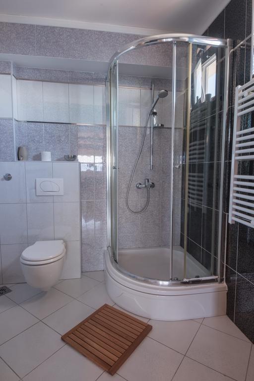 Private Penthouse Djurasevic Lägenhet Sveti Stefan Exteriör bild