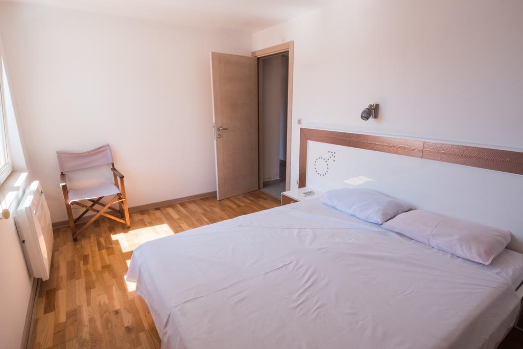Private Penthouse Djurasevic Lägenhet Sveti Stefan Exteriör bild