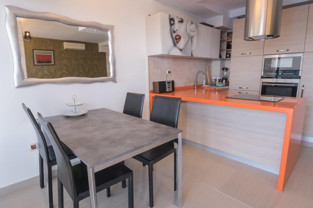 Private Penthouse Djurasevic Lägenhet Sveti Stefan Exteriör bild